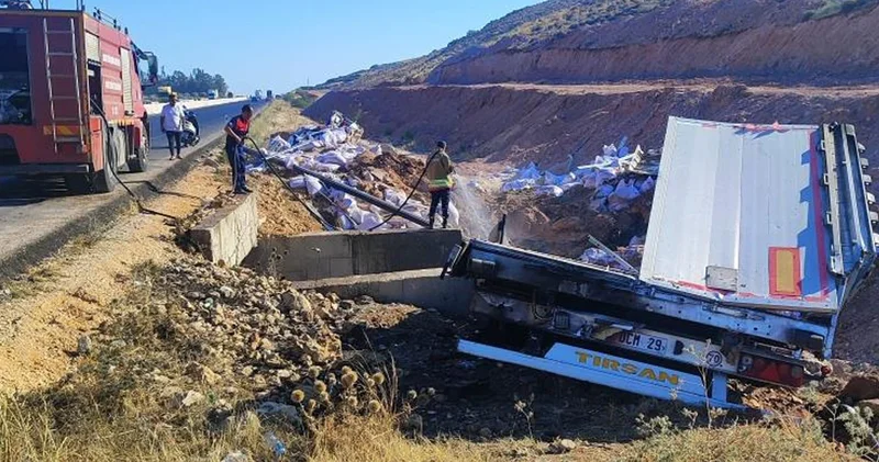 Hatay da yürek yakan kaza! Tırda alevler içerisinde kalan baba ve oğlu hayatını kaybetti