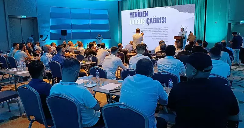 Adana Demirspor taraftarları, kulübün 884 milyon TL borcu için yardım kampanyası başlattı