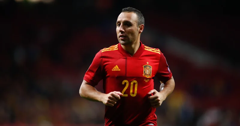 Santi Cazorla 40 yaşında La Liga da forma giyecek