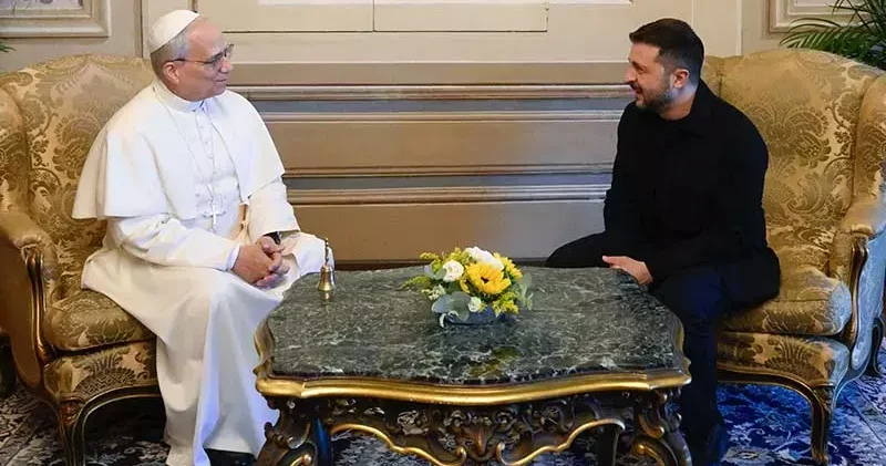 Zelenskiy, Papa 14’üncü Leo ile görüştü