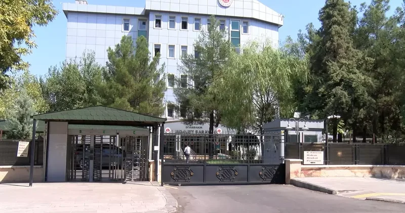 18 yıl sonra başkasının çocuğu olduğunu öğrendi! Şimdi gerçek ailesini arıyor