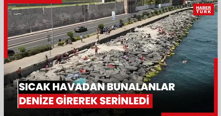 Sıcak havadan bunalanlar denize girerek serinledi