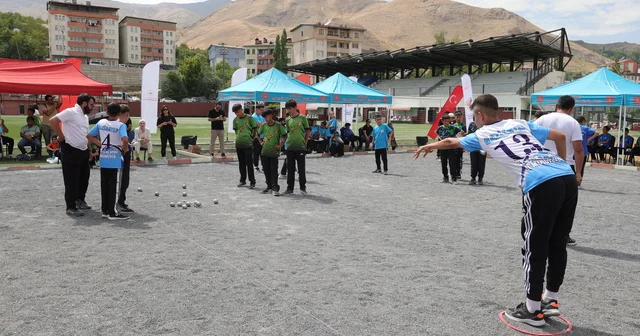 Hakkari de bocce grup müsabakaları başladı Hakkari Haberleri