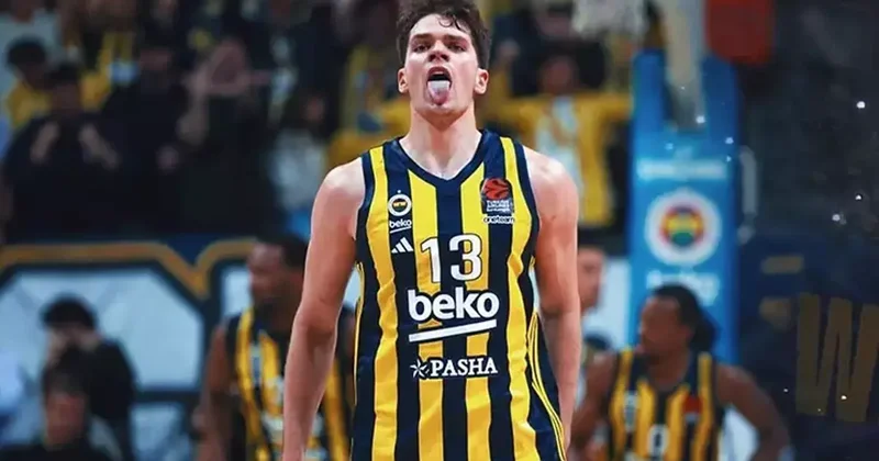 Sürpriz karar! Yıldız oyuncu Fenerbahçe de kalıyor... Fanatik Gazetesi Basketbol Haberleri Spor