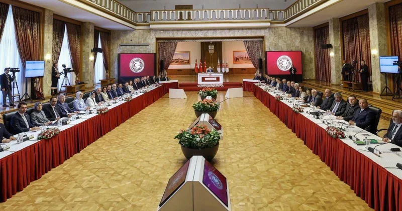 TİP ten komisyona ilişkin açıklama: Toplantıda bugüne kadar kamuoyunda gündeme gelmemiş herhangi bir bilgi aktarımı olmamıştır, gizlilik kararı bir oturuma özeldi