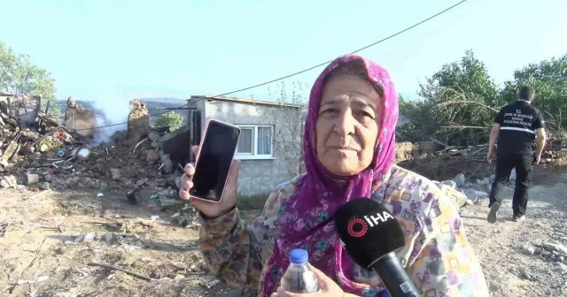 Çanakkale deki orman yangınında evi yanan kadının geriye bir canı bir kimliği bir de telefonu kaldı VİDEO İZLE