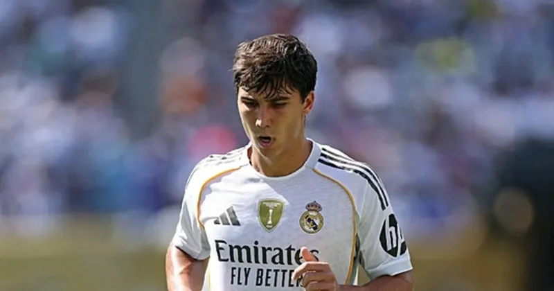 Real Madrid, genç yıldızının sözleşmesini uzattı