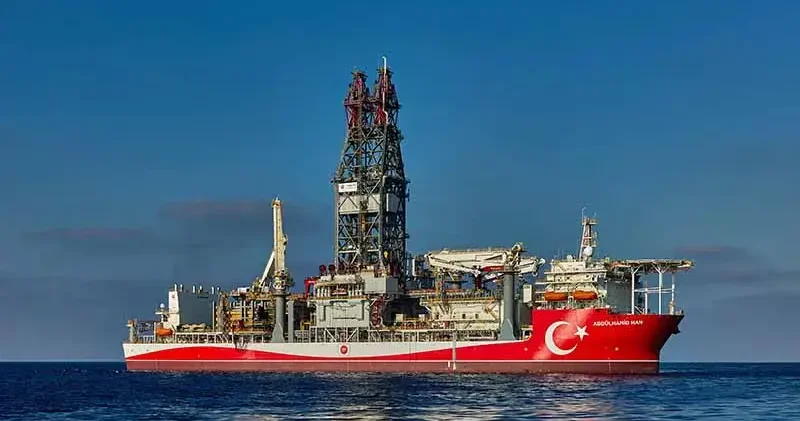 Abdülhamid Han, 3 yılda 9 kuyuda sondaj yaptı