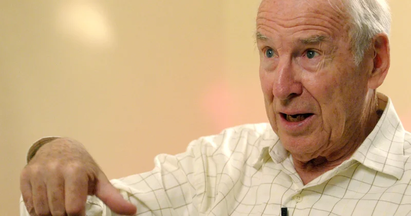 Houston, bir sorunumuz var diyen efsane astronot Jim Lovell hayatını kaybetti
