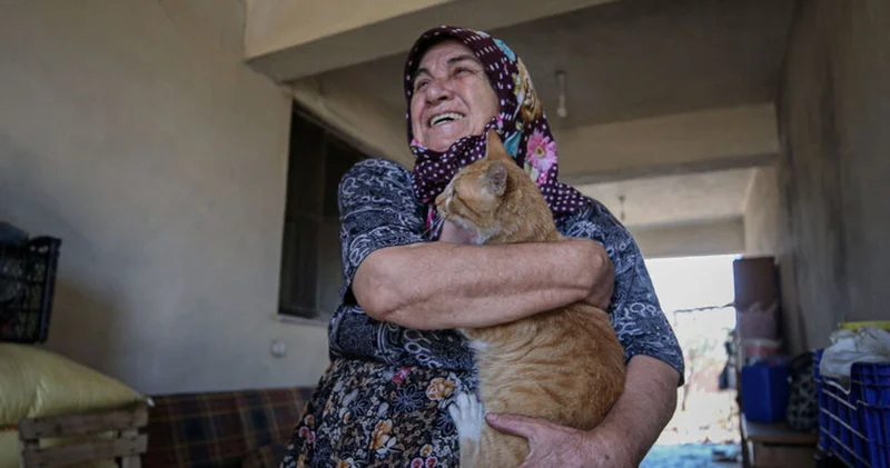 Çanakkale de orman yangınında kaybetmişti! Kevser teyze ile Boncuk un duygulandıran kavuşması