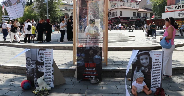 Bursa da imam hatip öğrencileri Gazze de yaşananları sessiz tiyatroyla anlattı Bursa Haberleri
