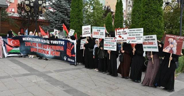Erzurum da sağlık çalışanları 91 haftadır Gazze için yürüyor Erzurum Haberleri