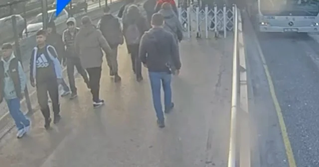 Minguzzi cinayeti sanıklarının yeni görüntüleri ortaya çıktı: Parkta ateş yakıp turnikelerden kaçak geçmişler VİDEO İZLE