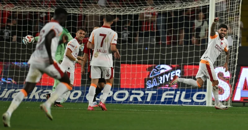 Galatasaray formasıyla ilki yaşadı Sözcü Gazetesi