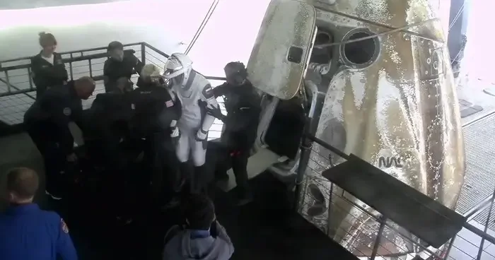 NASA nın Crew 10 ekibi, uzaydaki 5 aylık görevinin ardından Dünya ya döndü