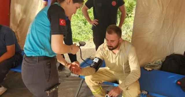 Yangın bölgelerinde kurulan 3 sahra hastanesinde 350 kişiye müdahale ettiler Bursa Haberleri