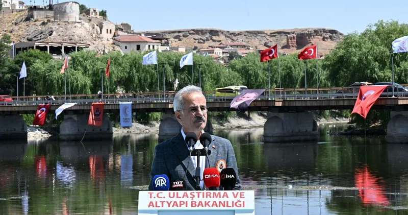 Bakan Uraloğlu: Tarihi Avanos Köprüsü restore edilerek hizmete açıldı İş Yaşam Haberleri