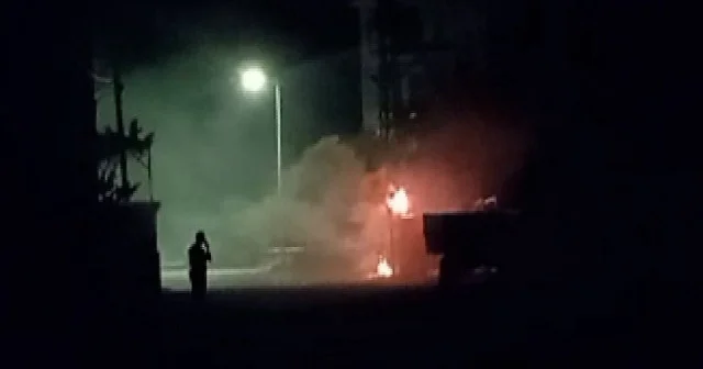 Hatay’da elektrik tellerindeki patlamalar geceyi gündüze çevirdi VİDEO İZLE