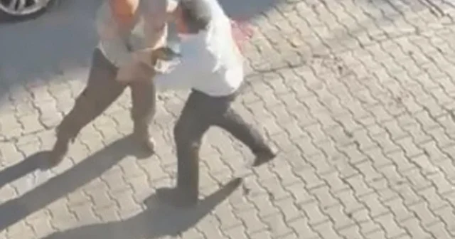 Muş taki silahlı kavgada 2 kişi öldü, 3 kişi yaralandı; olay kamerada Muş Haberleri