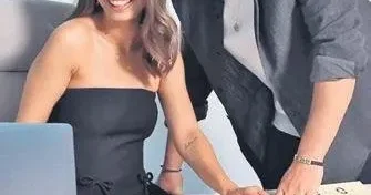 ÖMER KARAHAN İyi ki böyle dostluklar var!