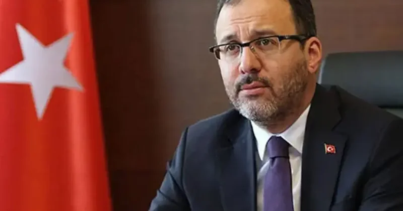 Mehmet Kasapoğlu: İzmir’de göndere çekilen Ay Yıldız bir destanın simgesidir Spor Haberleri