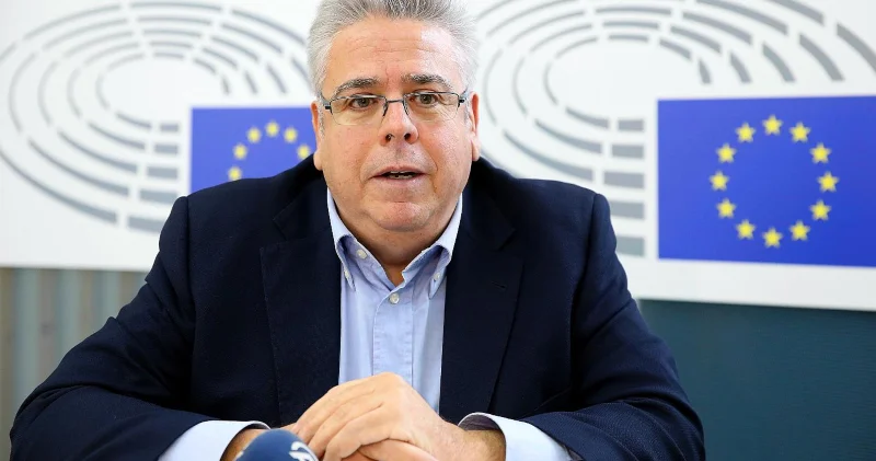 AP Türkiye Raportörü Amor’dan Türkiye ye CHP eleştirisi: Demokrasiye yönelik baskı, acımasız ve sofistike bir makine gibi işliyor