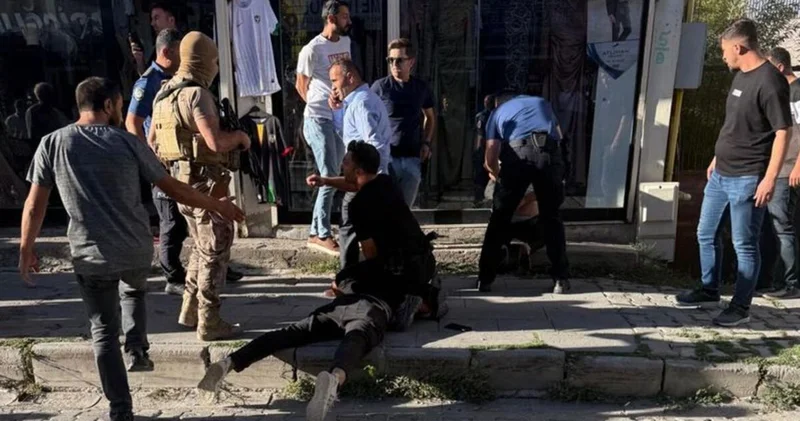 Muş ta silahlı kavga kanlı bitti: 2 ölü, 3 yaralı