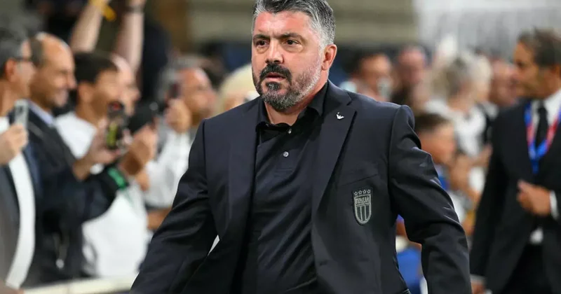 İtalyan efsane İsrailli futbolcuya haddini bildirdi! Maç oynuyor oluşumuz bile üzücü