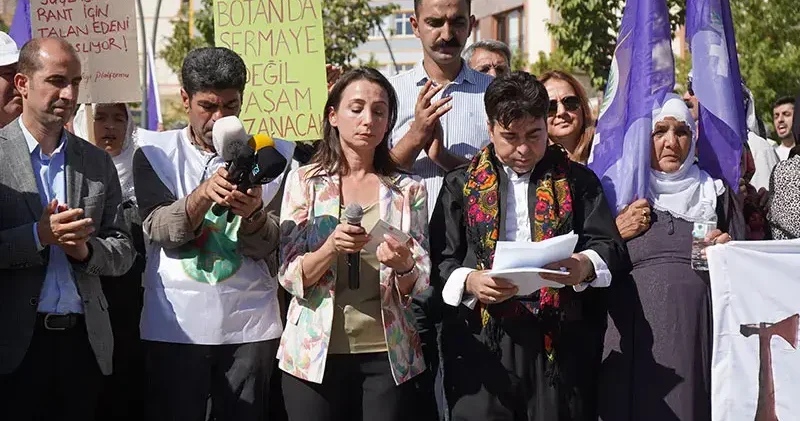 DEM Eş Genel Başkanı Hatimoğulları: Nükleer silah demek, Hiroşima ve Nagazaki demektir