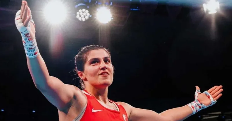 Milli boksörlerimiz Busenaz Sürmeneli, Hatice Akbaş ve Emrah Yaşar çeyrek finalde!