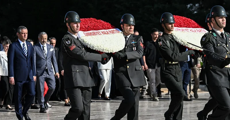 Gözler Özgür Özel deydi: Anıtkabir Özel Defteri ne bunları yazdı! Sözcü Gazetesi