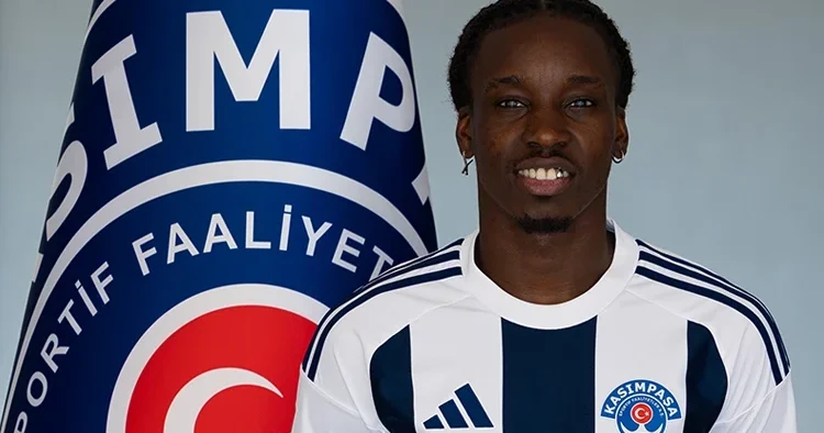 Kasımpaşa, Fousseni Diabate yi kadrosuna kattı!