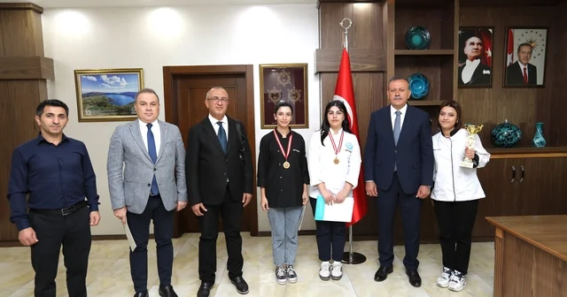 Bitlis Eren Üniversitesi gastronomi bölümü öğrencileri Türkiye ikincisi oldu Bitlis Haberleri