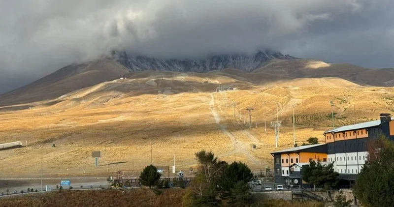 Erciyes te yılın ilk kar yağışı Son dakika haberleri