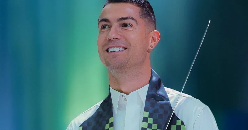 Ronaldo yeni işiyle futbol tarihinin ilk milyarderi oldu Sözcü Gazetesi