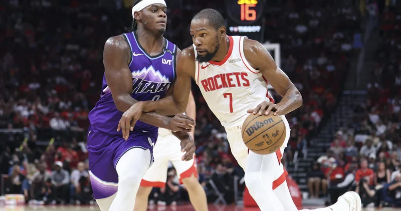 Alperen Şengün den tam 13 asistle sezonun ilk double double ı: Kevin Durant li Rockets tan 140 sayılık galibiyet!