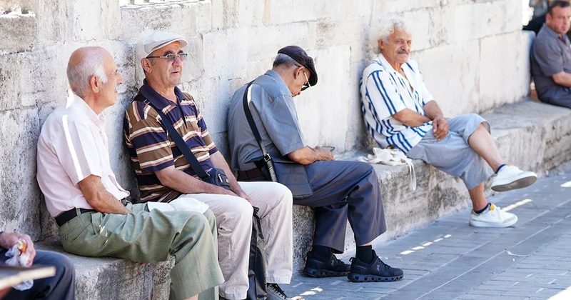Bugün sigortalı olan için emeklilik hayal: 65 yaş şartı resmen kalıcı hale geldi Sözcü Gazetesi