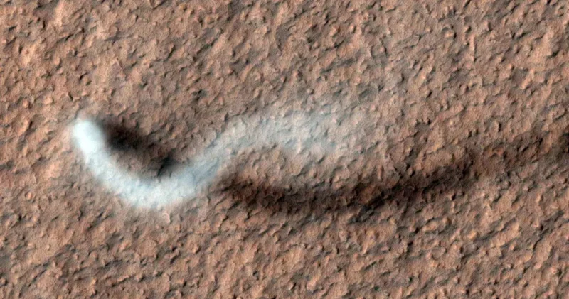 Mars ta rüzgarlar kasırga seviyesinde