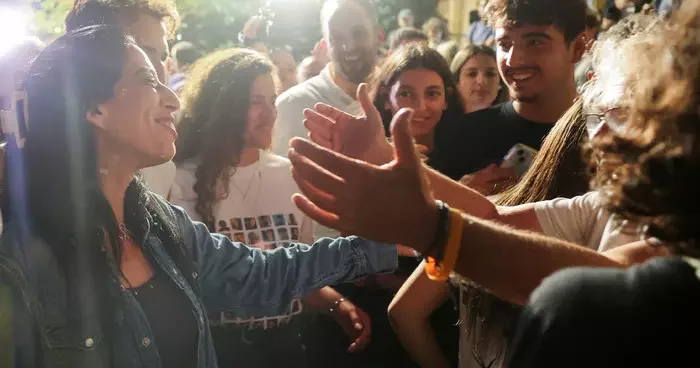 Ateşkes kararı sonrası Gazze ve İsrail de kutlamalar başladı
