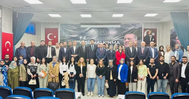 Hakkari de Yeşil Dönüşüm ve İklim Farkındalığı Programı düzenlendi Hakkari Haberleri