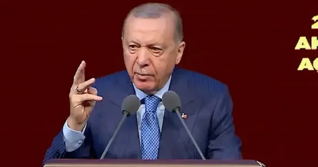 Yükseköğretimde 3 yılda mezuniyet dönemi: Cumhurbaşkanı Erdoğan üniversite eğitiminde köklü değişimlerin yolda olduğunu açıkladı VİDEO İZLE