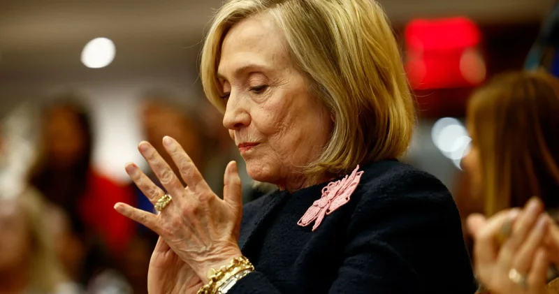 Hillary Clinton dan flaş iddia: Trump, Venezuela ya askeri harekat planlıyor