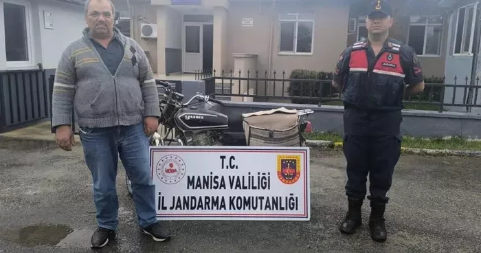 Salihli de plakasız motosiklet çalıntı çıktı