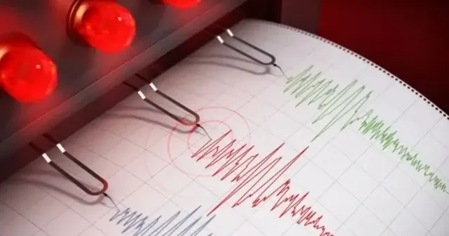 İstanbul da deprem mi oldu? AFAD duyurdu: Marmara daki deprem İstanbul da da hissedildi... İşte meydana gelen son depremler Gündem Haberleri