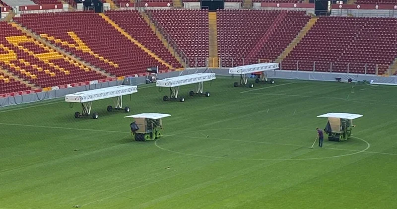 Galatasaray ın stat zeminine İngiliz müdahalesi! Galatasaray Haberleri