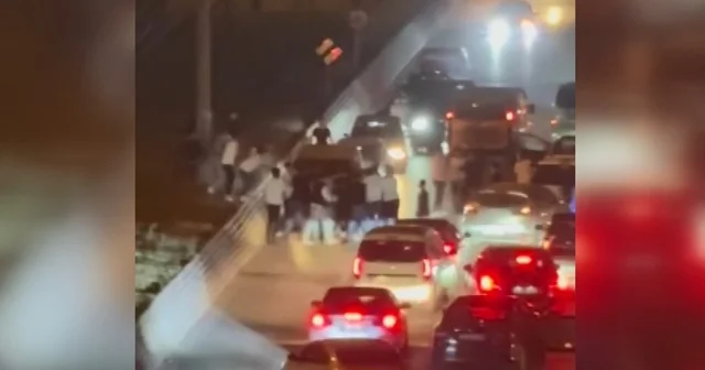 Bursa da asker uğurlamasında kavga; o anlar kamerada Bursa Haberleri