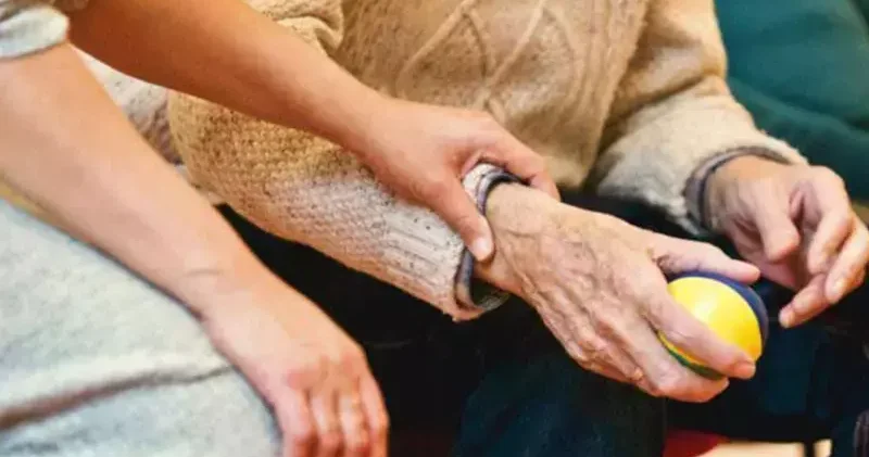 Araştırma: Alzheimer bulguları genç yaşlarda ortaya çıkabilir