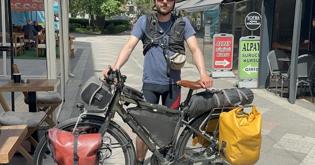 Bisiklet tutkunu Fransız ın, Vietnam yolundaki 8 inci durağı Yalova oldu Yalova Haberleri