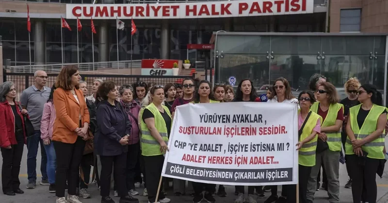 İşten çıkarılan Çiğli Belediyesi işçilerinden CHP Genel Merkezi önünde eylem