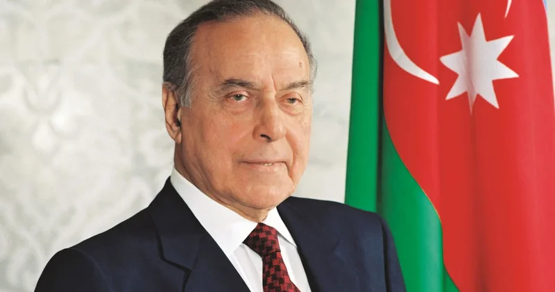 Bir milletin mimarından bir devletin mimarına: Haydar Aliyev’in ölümsüz mirası